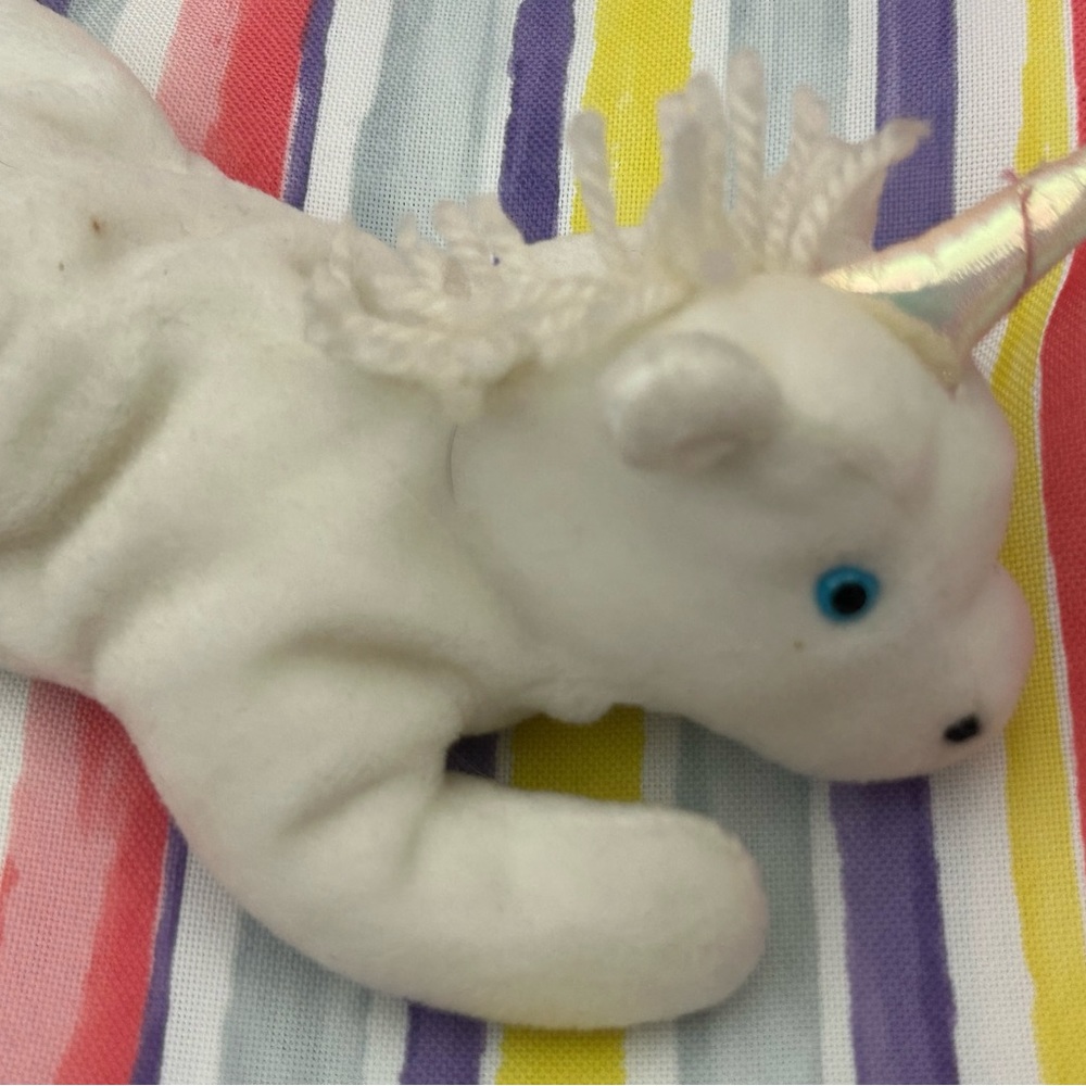 Unicorn Mystic Beanie Baby stuffed animal